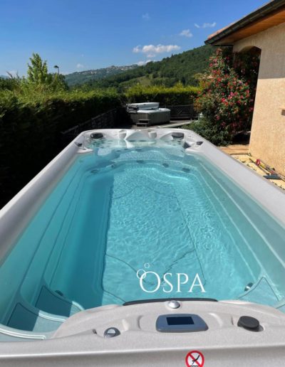 Réalisation OdeSpa : spa de nage Jacuzzi® à Gap (05)