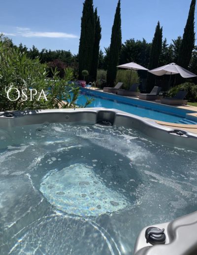 Réalisation OdeSpa : spa Jacuzzi® J-235 à Gréasque (13)