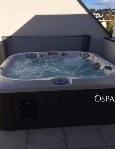 Réalisation OdeSpa : spa Jacuzzi® J-335 à Venelles (13)