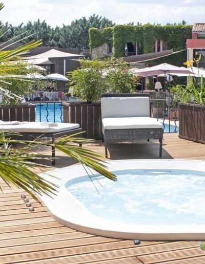 Réalisation OdeSpa : spa Jacuzzi® Sienna Experience à Pertuis (84)